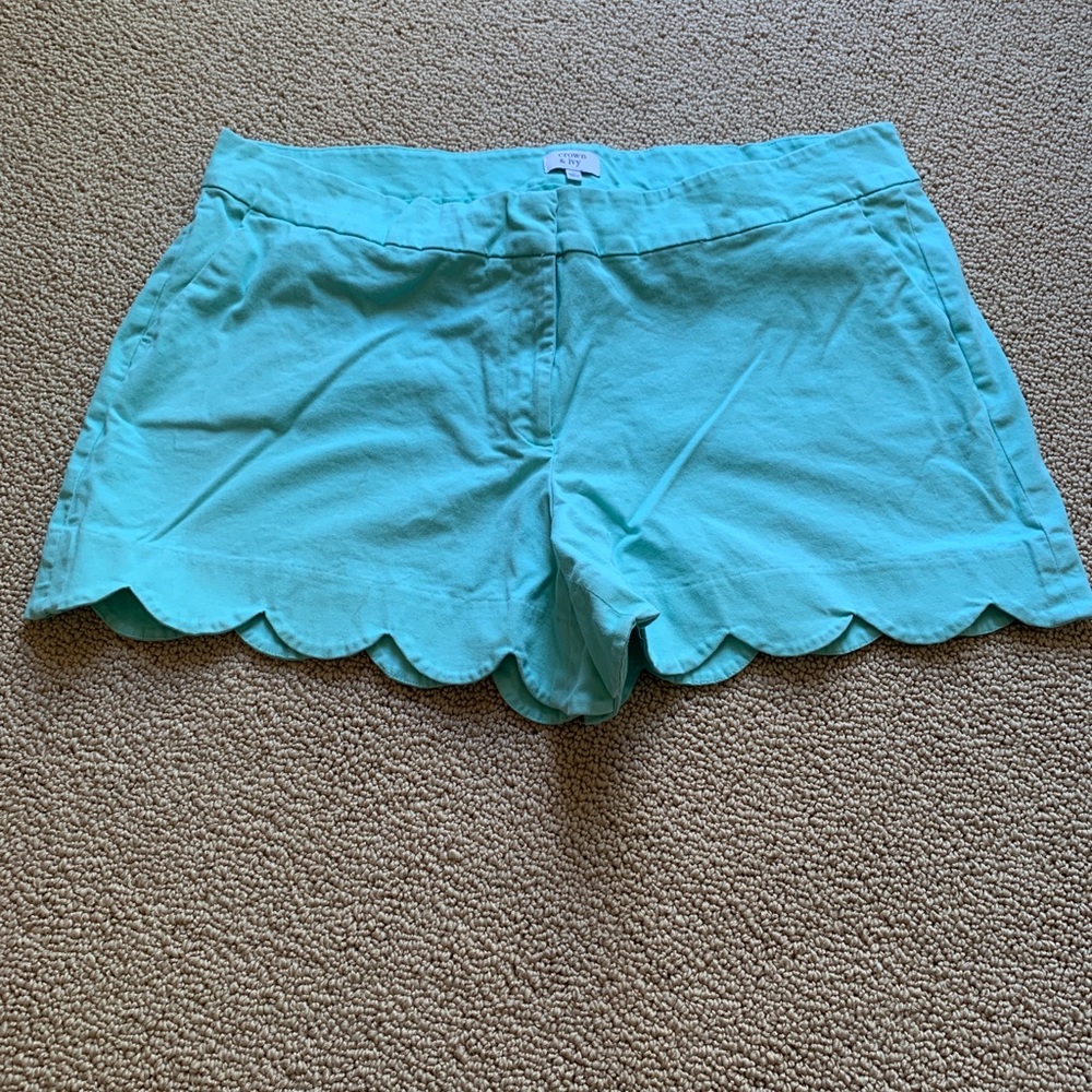 Teal scalloped shorts
